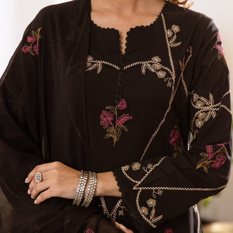 Women's Embroidered Cotton Kurta Dupatta Set