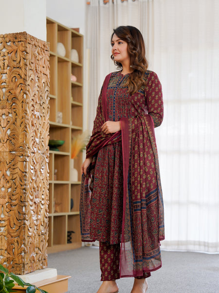 Ebbani Women’s Cotton Motifs Maroon Kurta Set with Dupatta