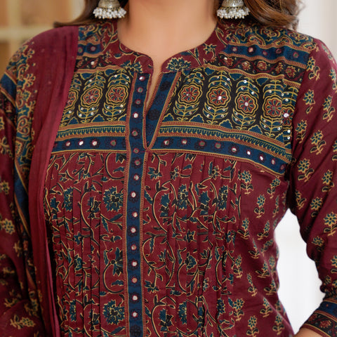Cotton Motifs Kurta Set with Dupatta