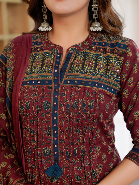 Cotton Motifs Kurta Set with Dupatta