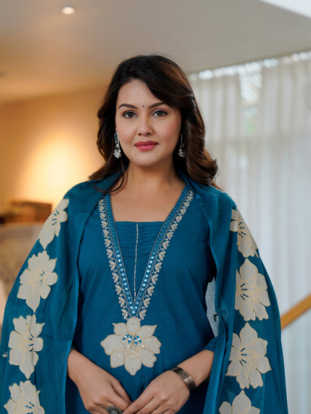 Ebbani Women’s Cotton Embroidered Green Kurta Set with Dupatta