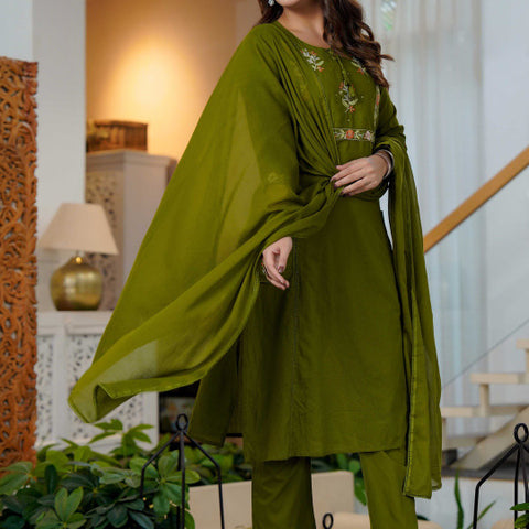 Ebbani Women’s Cotton Embroidered Green Round Neck Kurta Set with Dupatta