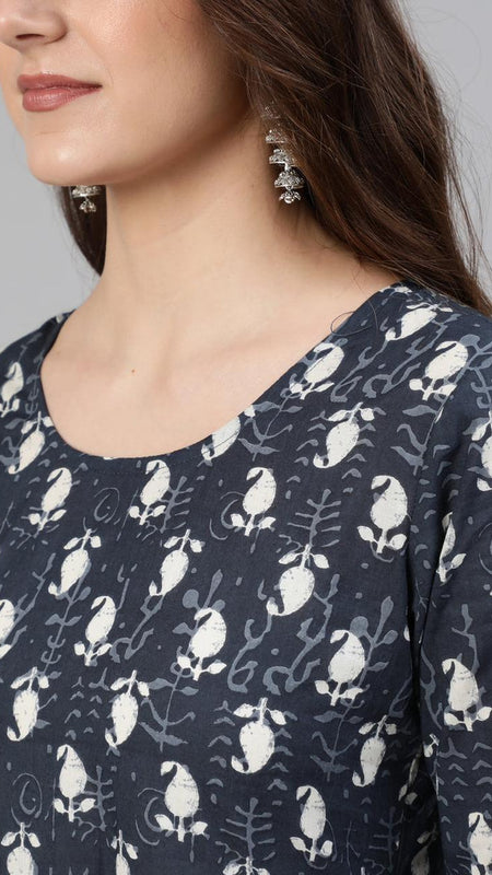 Ebbani Women’s Cotton Motifs Grey Anarkali Kurta Set with Dupatta