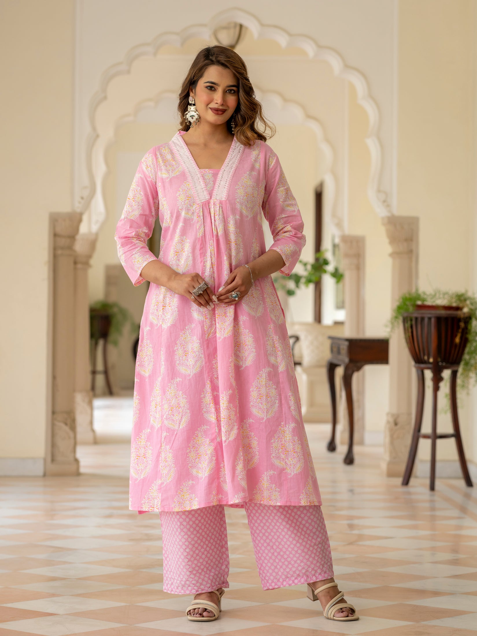 Ebbani Women’s Cotton Floral Baby Pink Kurta Set with Dupatta