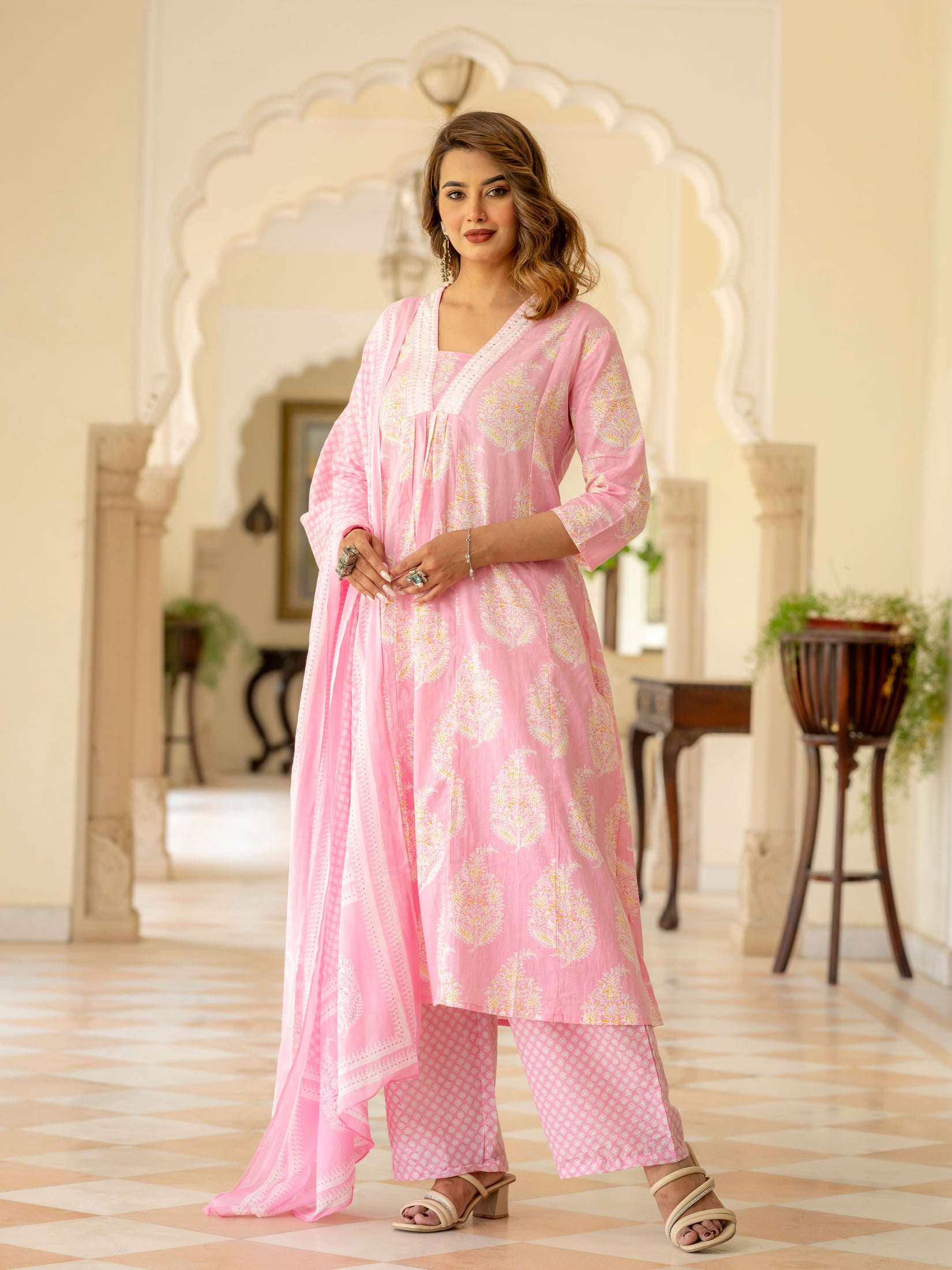 Ebbani Women’s Cotton Floral Baby Pink Kurta Set with Dupatta