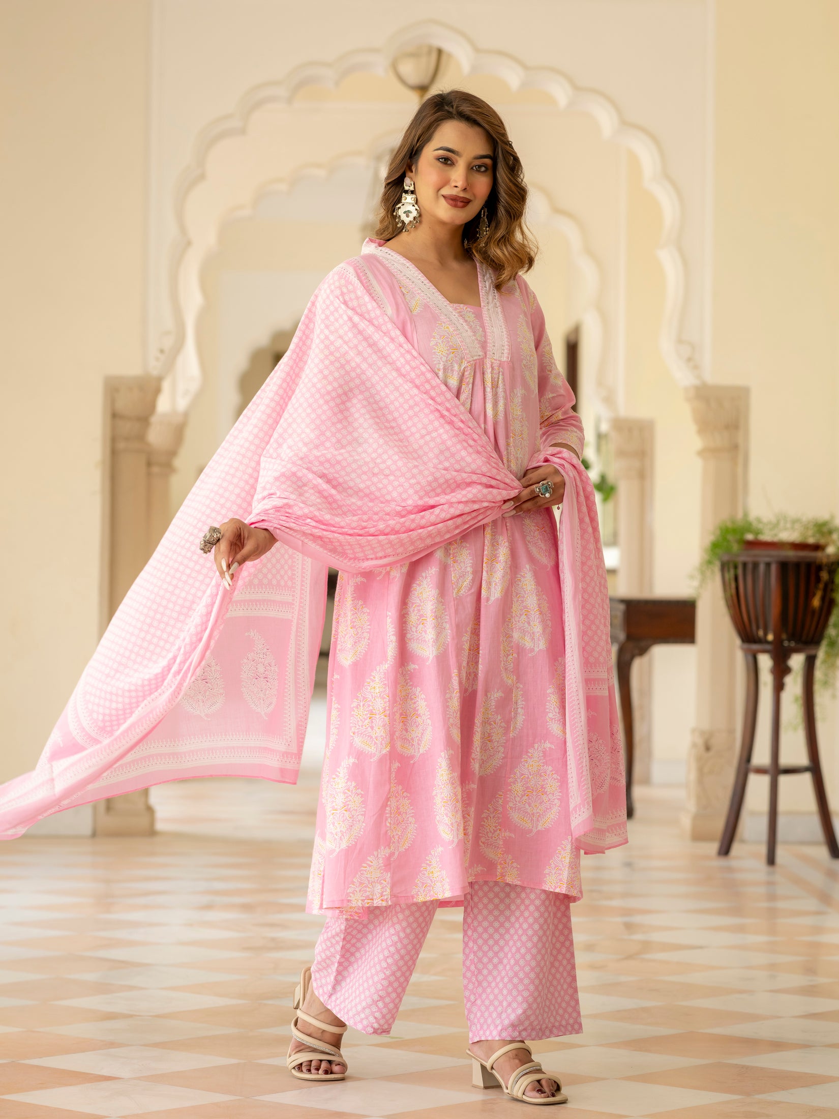 Ebbani Women’s Cotton Floral Baby Pink Kurta Set with Dupatta