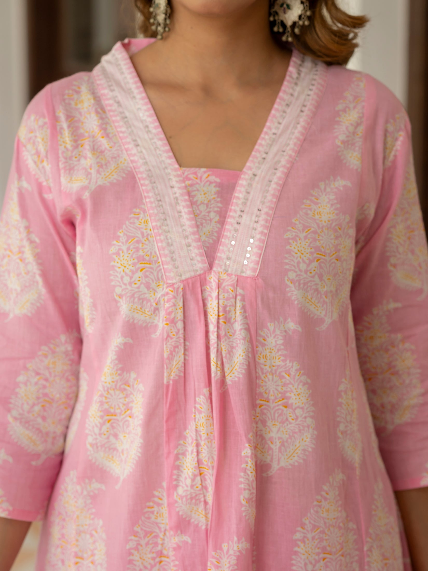 Ebbani Women’s Cotton Floral Baby Pink Kurta Set with Dupatta