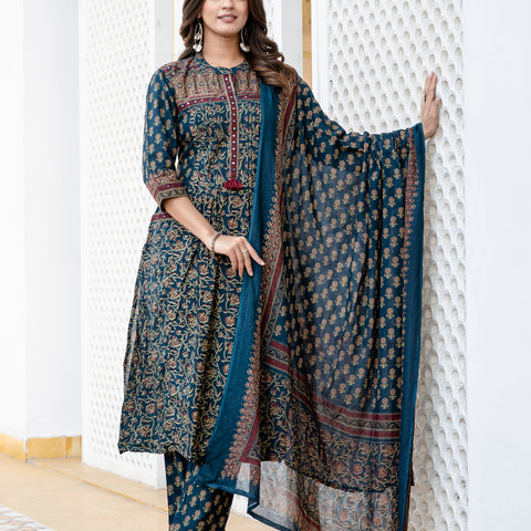 Cotton Motifs Kurta Set with Dupatta