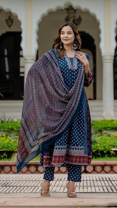 Ebbani Women’s Cotton Ethnic Printed Navy Blue Kurta Set with Pants & Dupatta