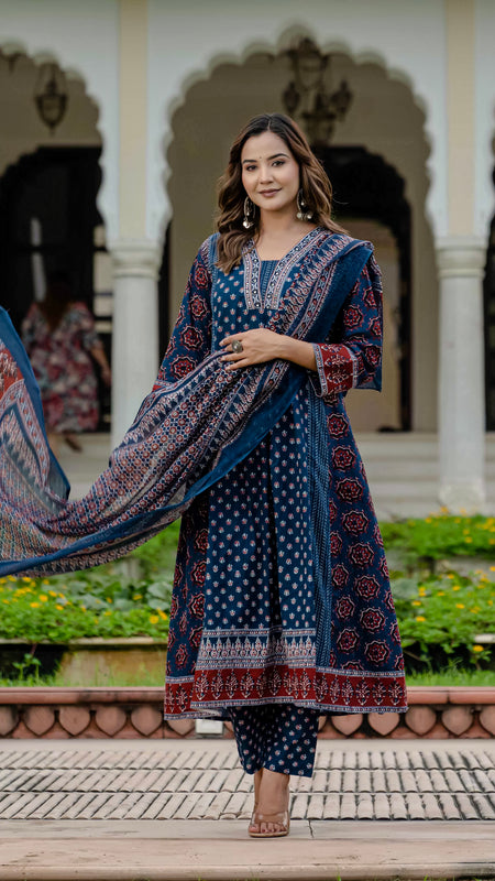 Ebbani Women’s Cotton Ethnic Printed Navy Blue Kurta Set with Pants & Dupatta
