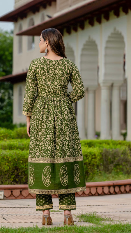 Ebbani Women’s Pure Cotton Ethnic Printed Green Kurta Set
