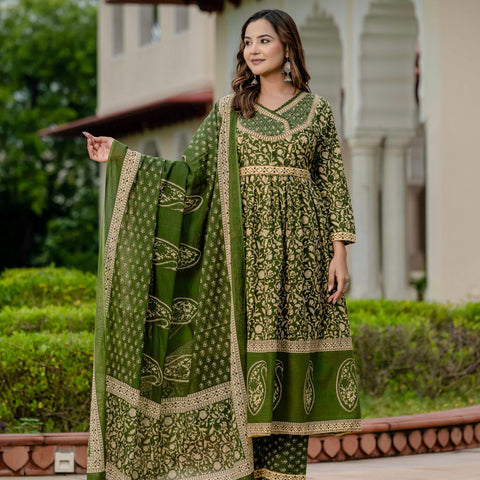Ebbani Women’s Pure Cotton Ethnic Printed Green Kurta Set