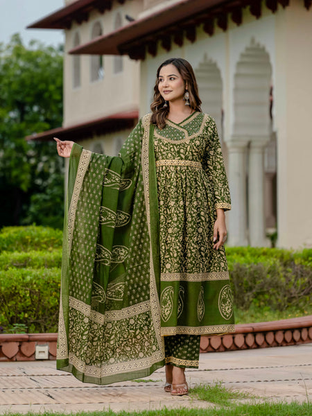 Ebbani Women’s Pure Cotton Ethnic Printed Green Kurta Set
