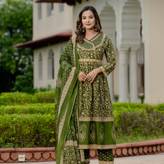 Ebbani Women’s Pure Cotton Ethnic Printed Green Kurta Set