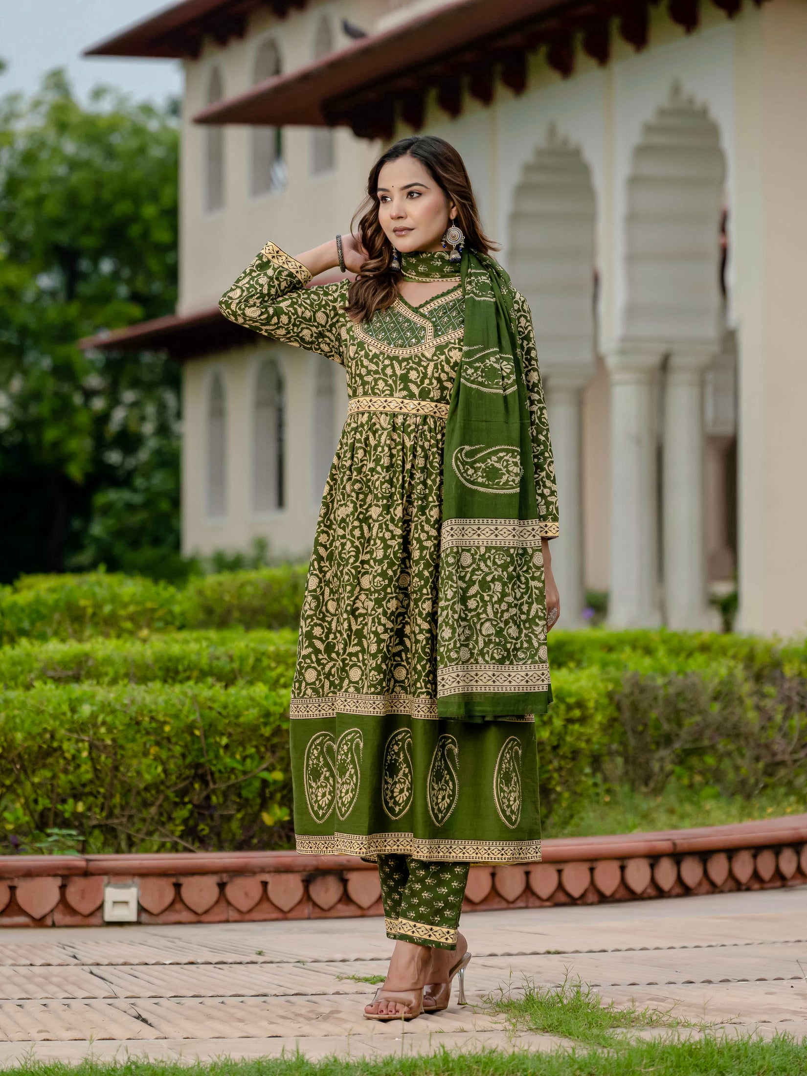 Ebbani Women’s Pure Cotton Ethnic Printed Green Kurta Set