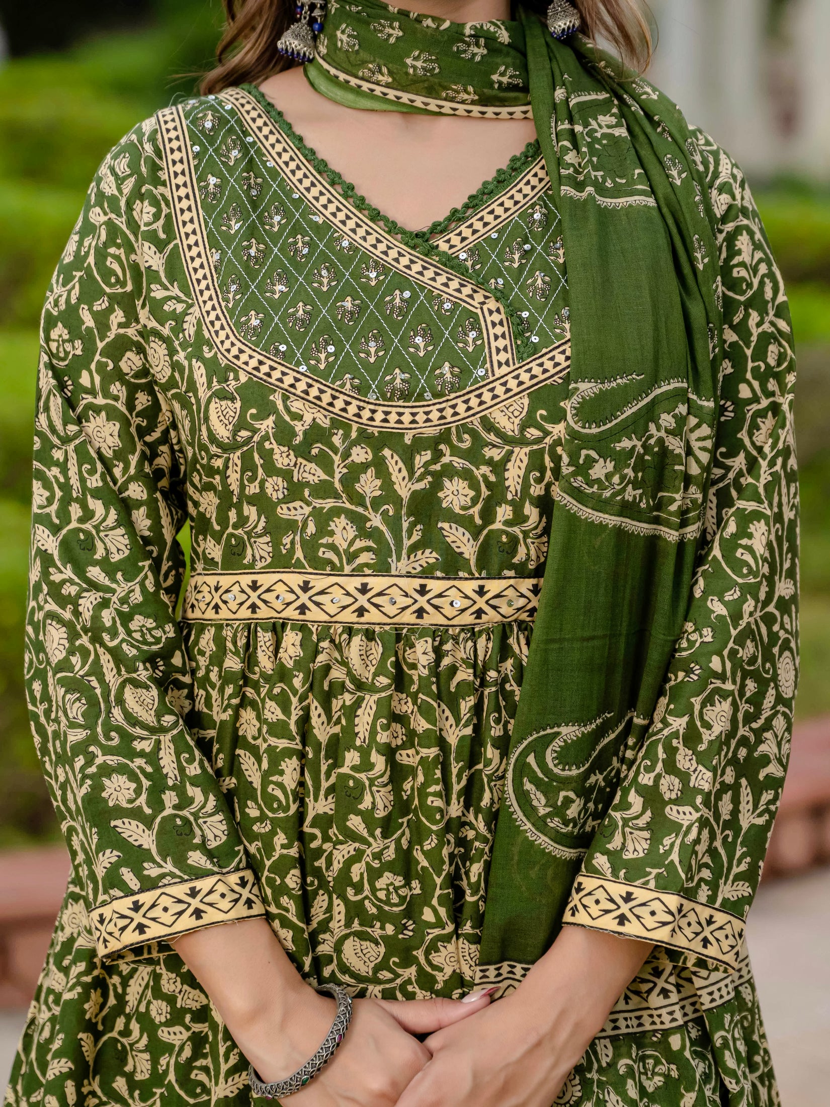 Ebbani Women’s Pure Cotton Ethnic Printed Green Kurta Set
