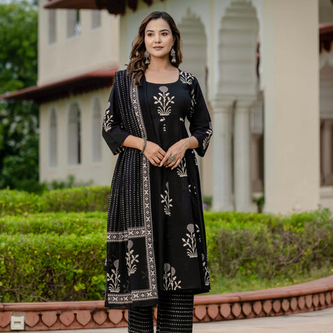 Ebbani Women’s Pure Cotton Motif Black Kurta Set with Plazzo