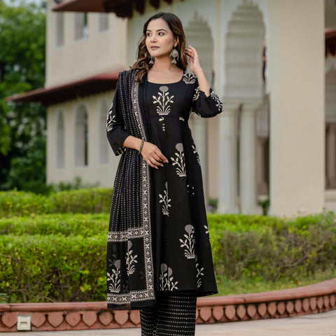 Ebbani Women’s Pure Cotton Motif Black Kurta Set with Plazzo