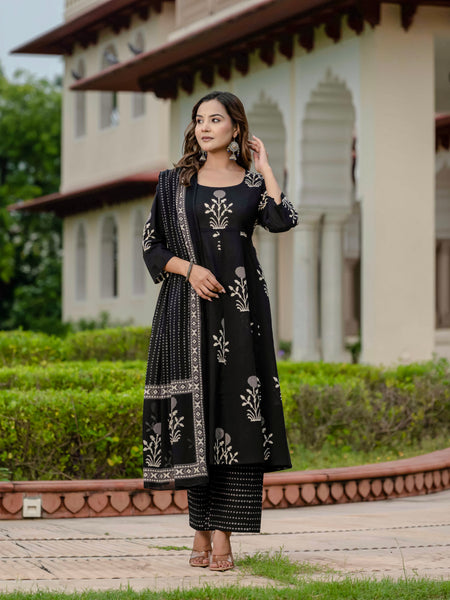 Ebbani Women’s Pure Cotton Motif Black Kurta Set with Plazzo