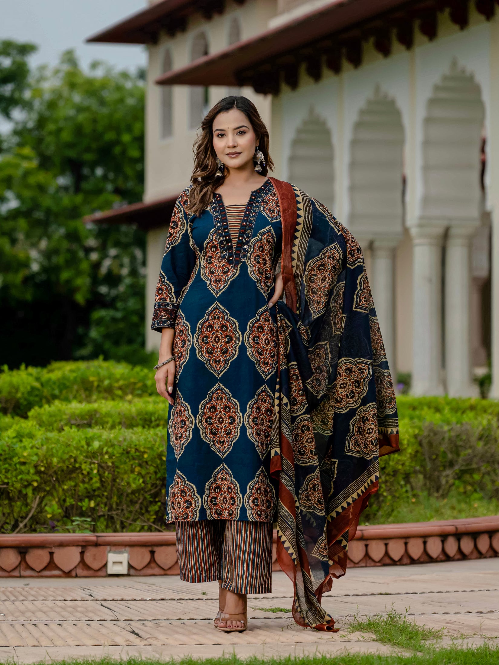 Ebbani Women’s Pure Cotton Ajrakh Printed Blue Kurta Set