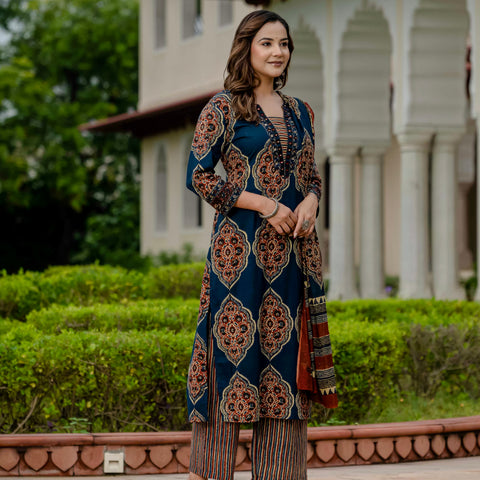 Ebbani Women’s Pure Cotton Ajrakh Printed Blue Kurta Set
