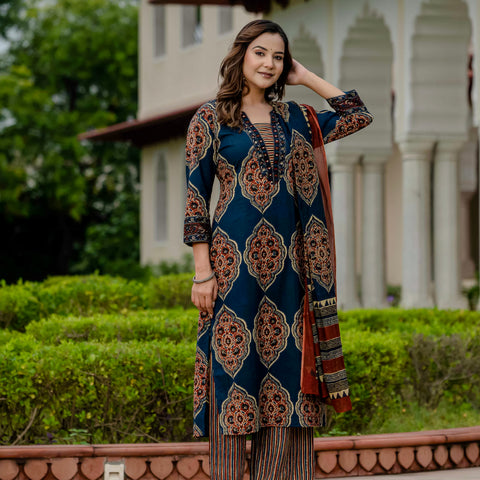 Ebbani Women’s Pure Cotton Ajrakh Printed Blue Kurta Set