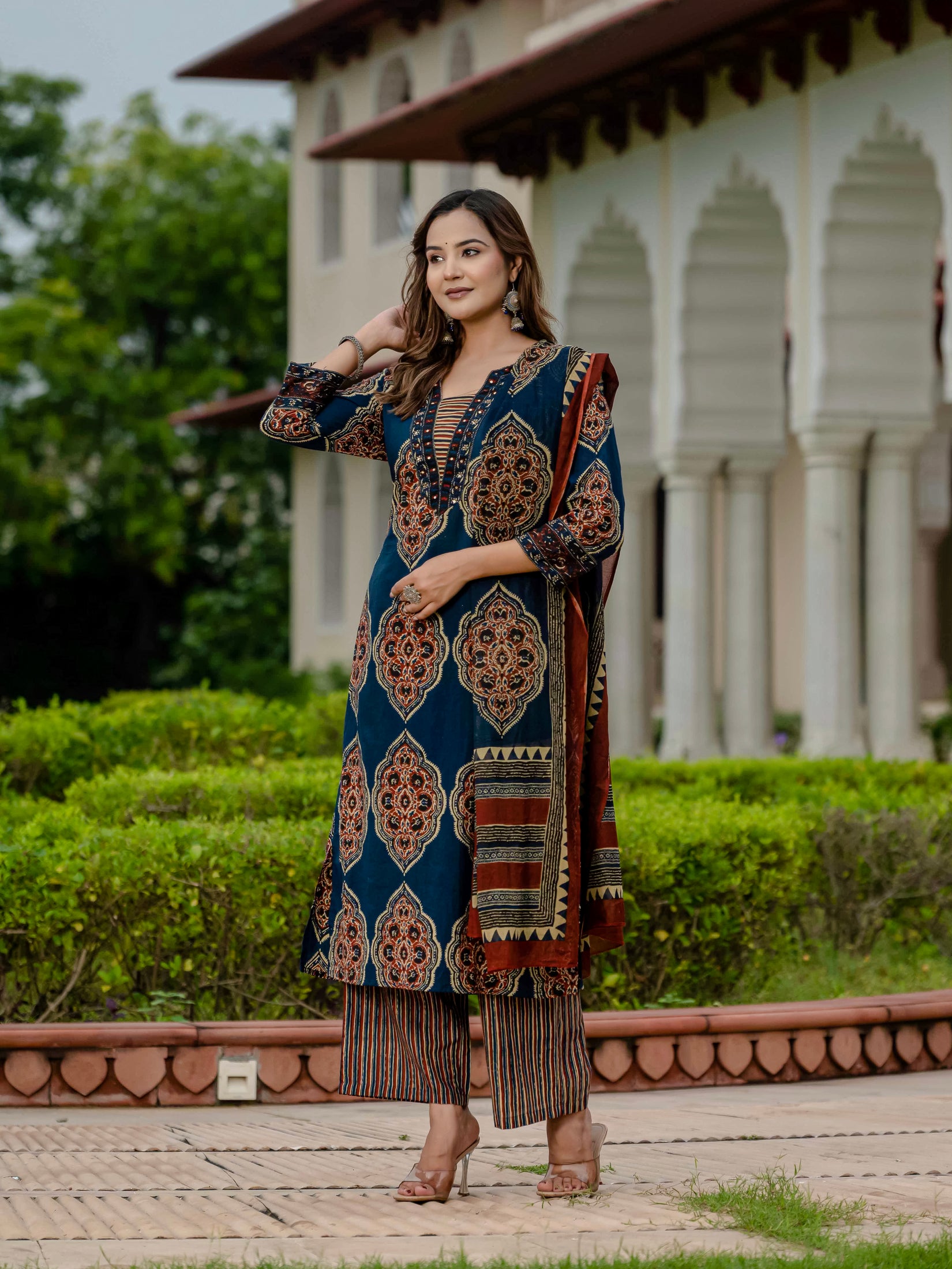 Ebbani Women’s Pure Cotton Ajrakh Printed Blue Kurta Set