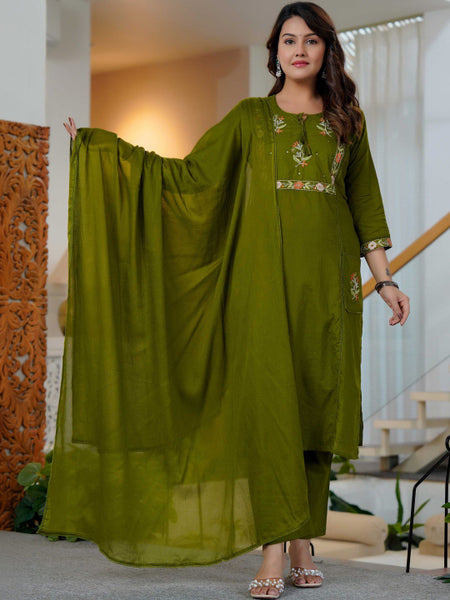 Ebbani Women’s Cotton Embroidered Green Round Neck Kurta Set with Dupatta