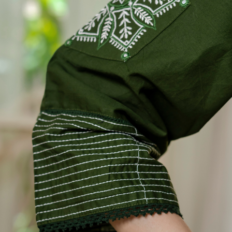 Women green  Floral Printed V-Neck  Pure Cotton embroidered Kurta dupatta set