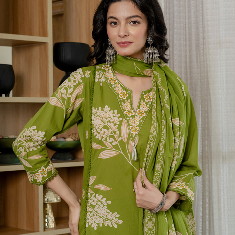 Women  Lime Green Floral Printed V-Neck  Pure Cotton embroidered Kurta dupatta set