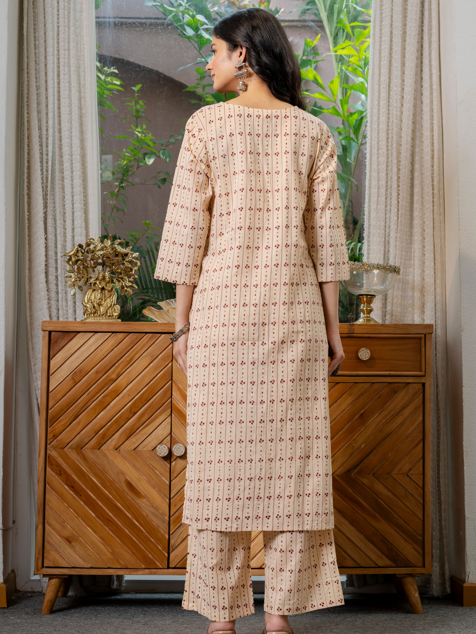 Women  maroon motifs  Printed    Pure Cotton embroidered Kurta dupatta set