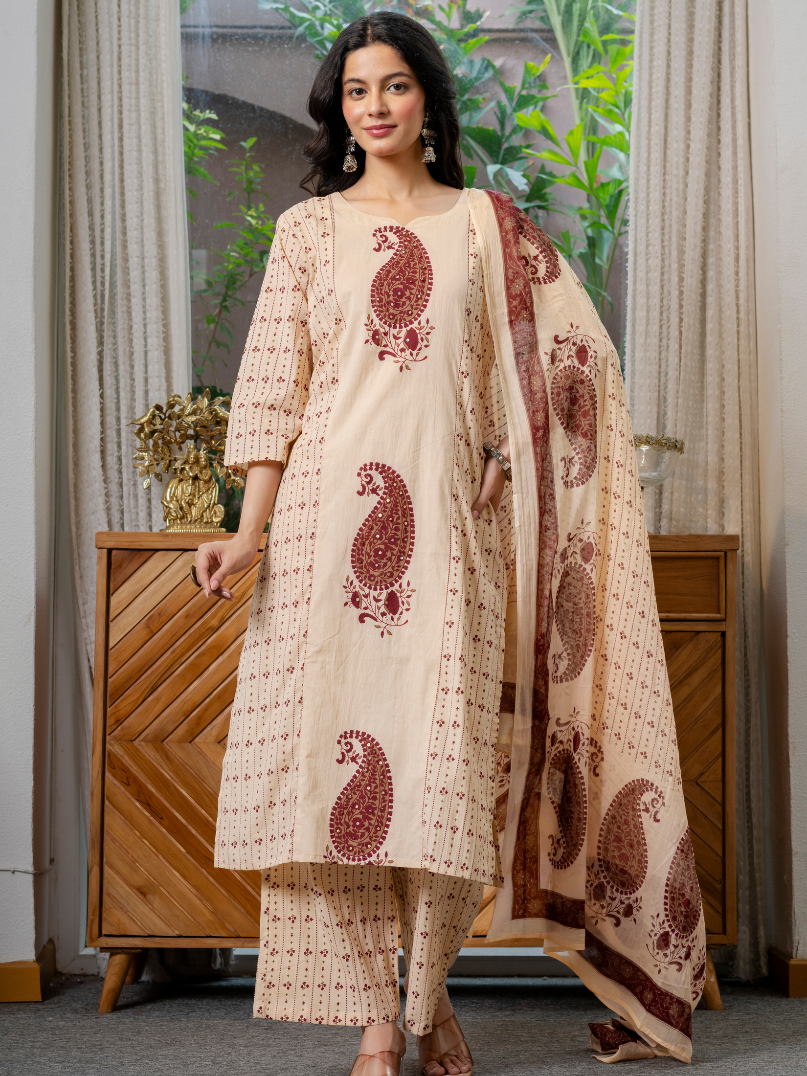 Women  maroon motifs  Printed    Pure Cotton embroidered Kurta dupatta set