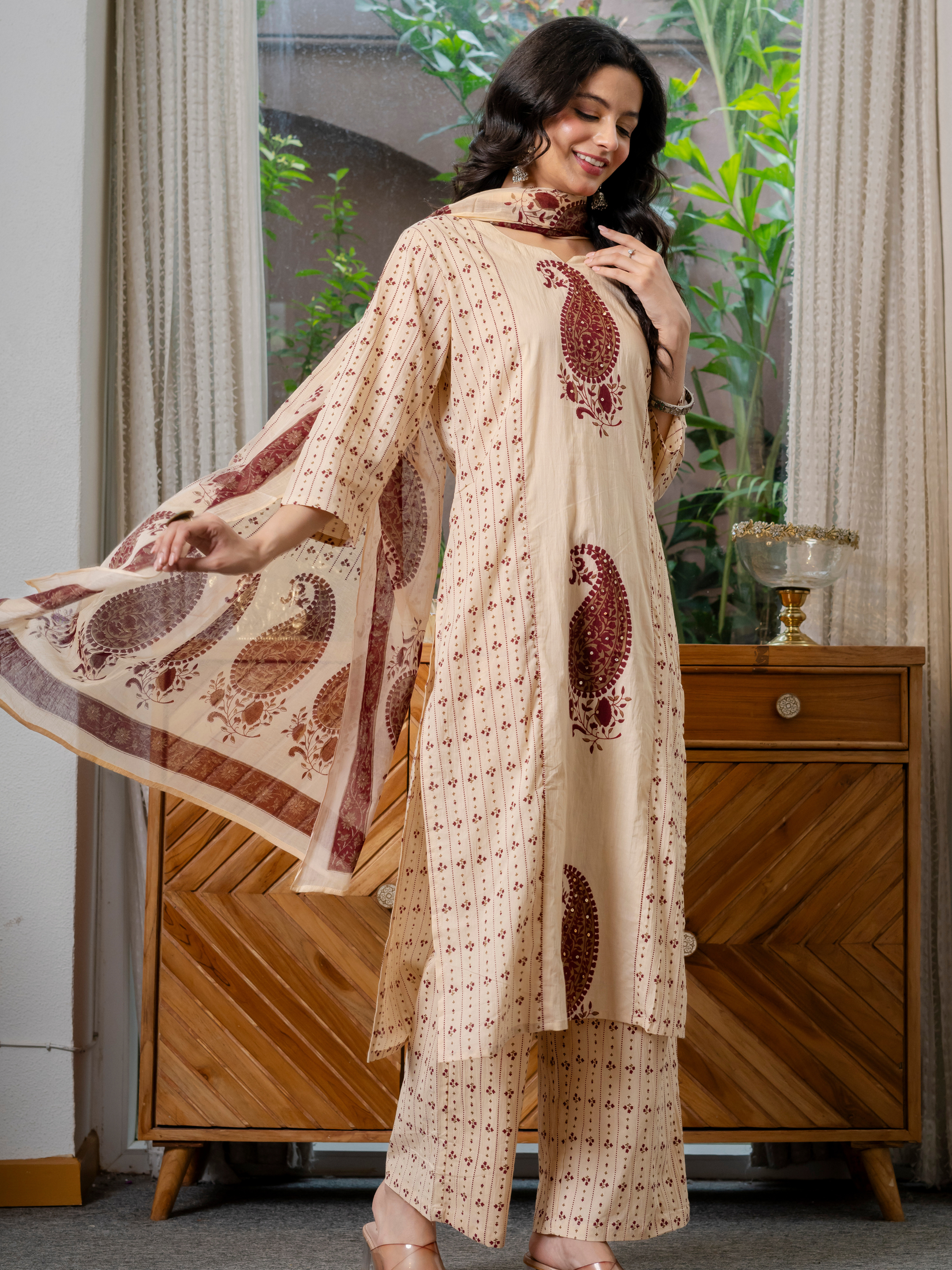 Women  maroon motifs  Printed    Pure Cotton embroidered Kurta dupatta set
