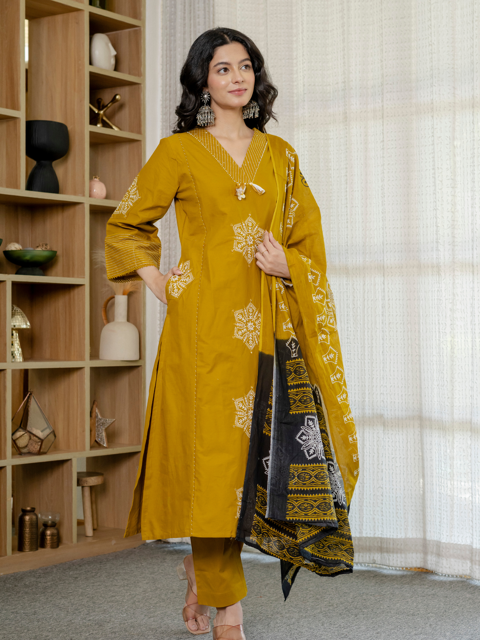 Women mustard  Floral Printed V-Neck  Pure Cotton embroidered Kurta dupatta set