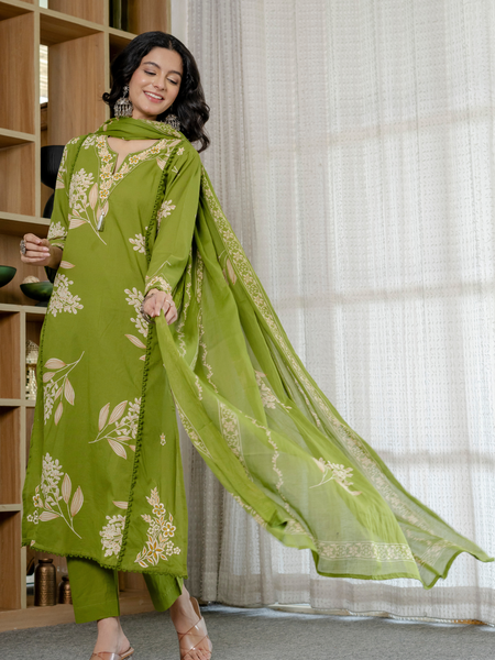 Women  Lime Green Floral Printed V-Neck  Pure Cotton embroidered Kurta dupatta set