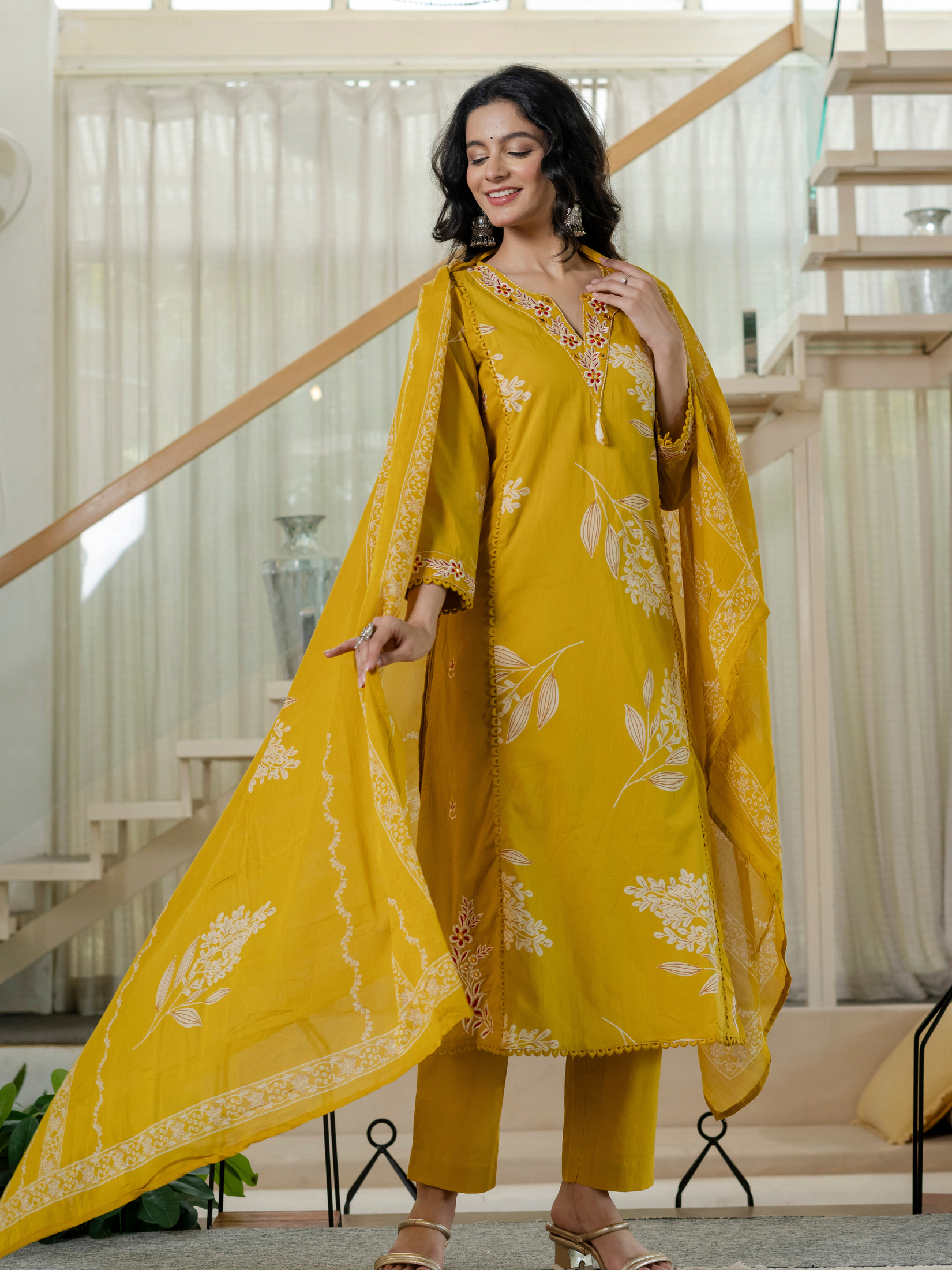 Women  mustard Floral Printed V-Neck  Pure Cotton embroidered Kurta dupatta set
