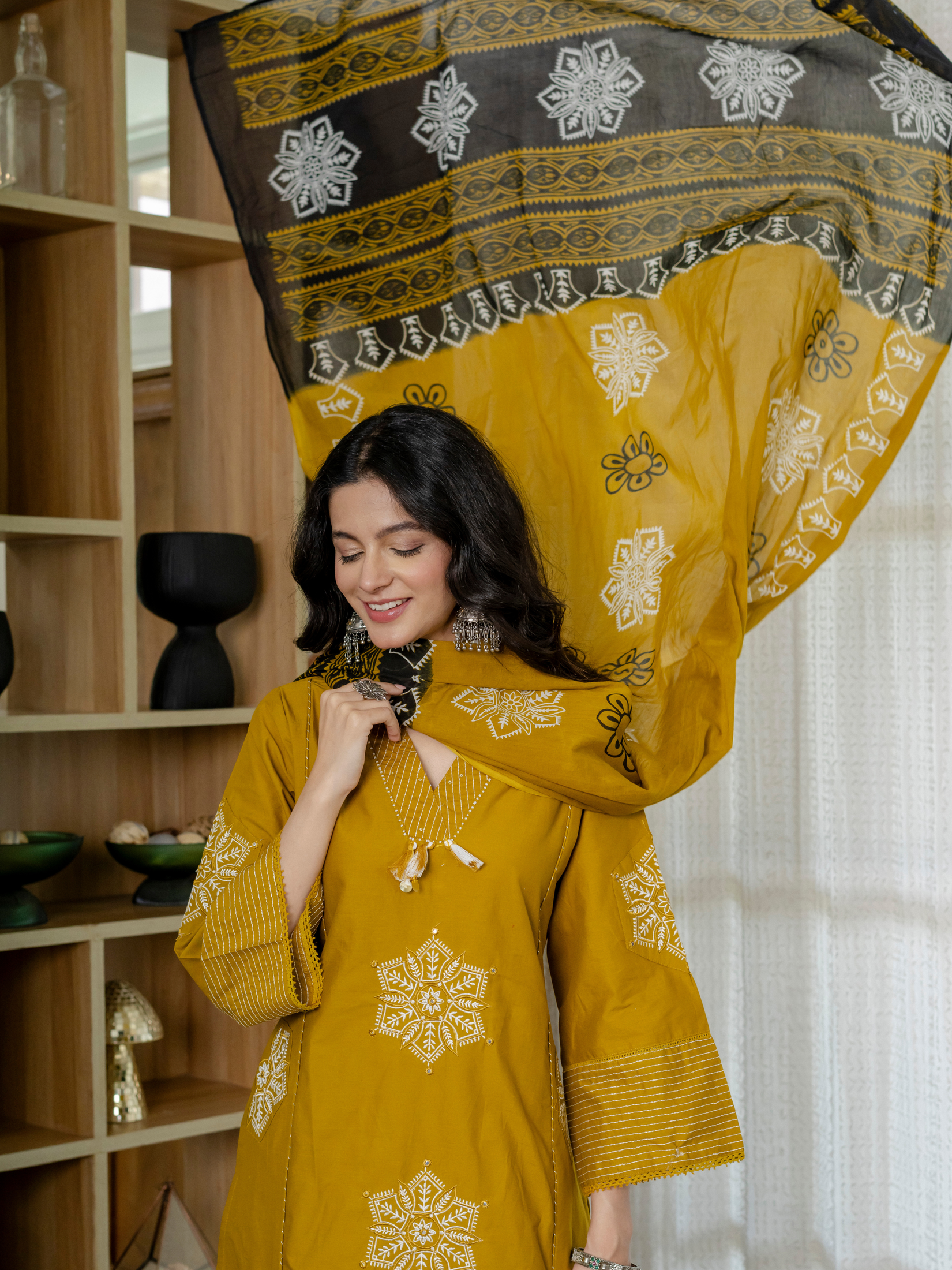 Women mustard  Floral Printed V-Neck  Pure Cotton embroidered Kurta dupatta set