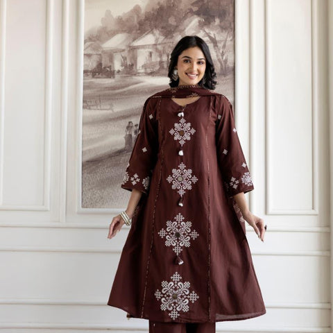 Ebbani Women’s Cotton Motifs Kurta Set with Dupatta