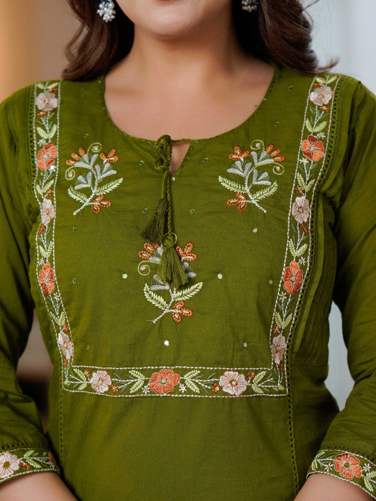 Ebbani Women’s Cotton Embroidered Green Round Neck Kurta Set with Dupatta