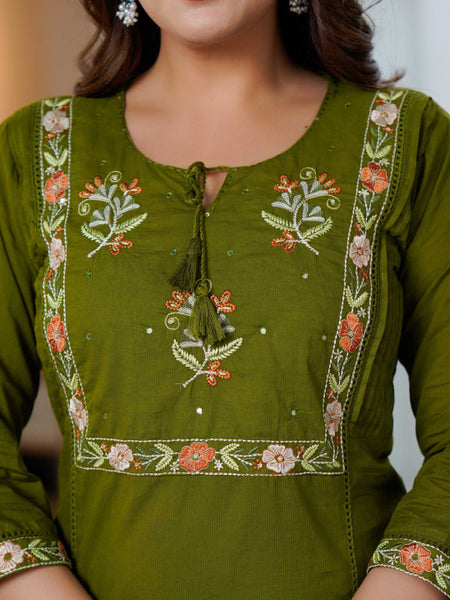 Ebbani Women’s Cotton Embroidered Green Round Neck Kurta Set with Dupatta