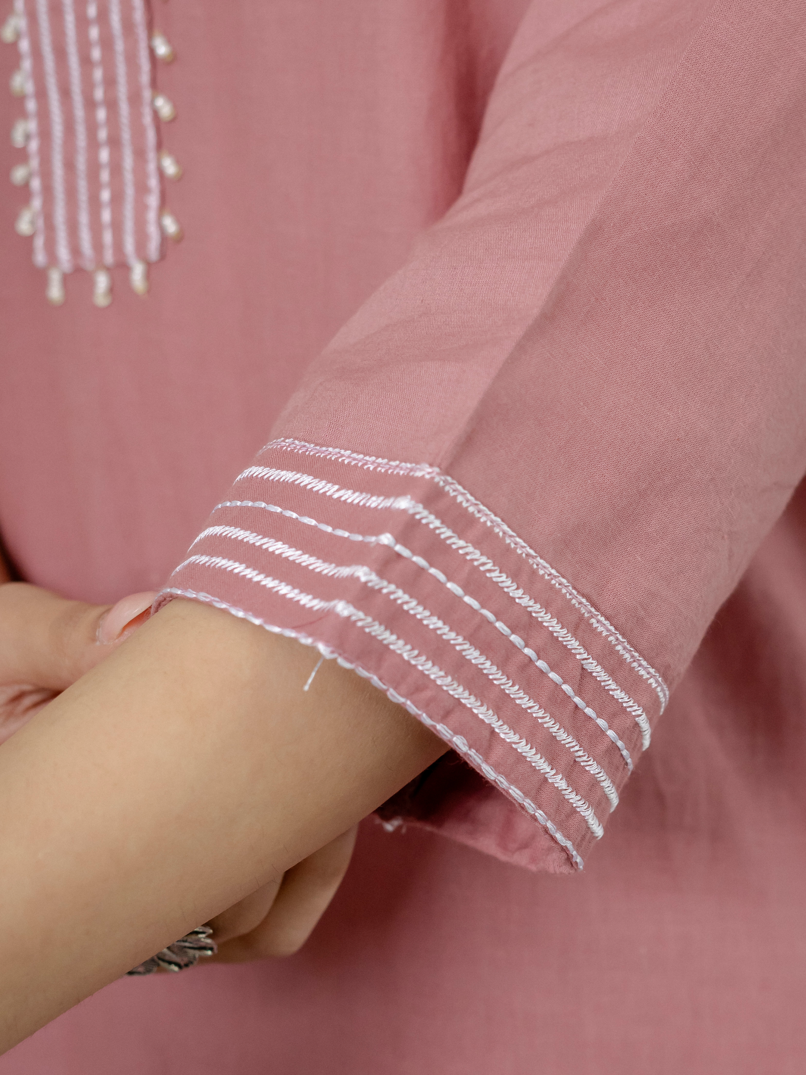 Women Onion Pink  Embroidered Thread Work Pure Cotton Kurta with Trousers
