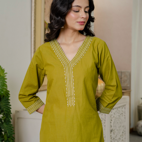 Women lime green  Embroidered Thread Work Pure Cotton Kurta with Trousers