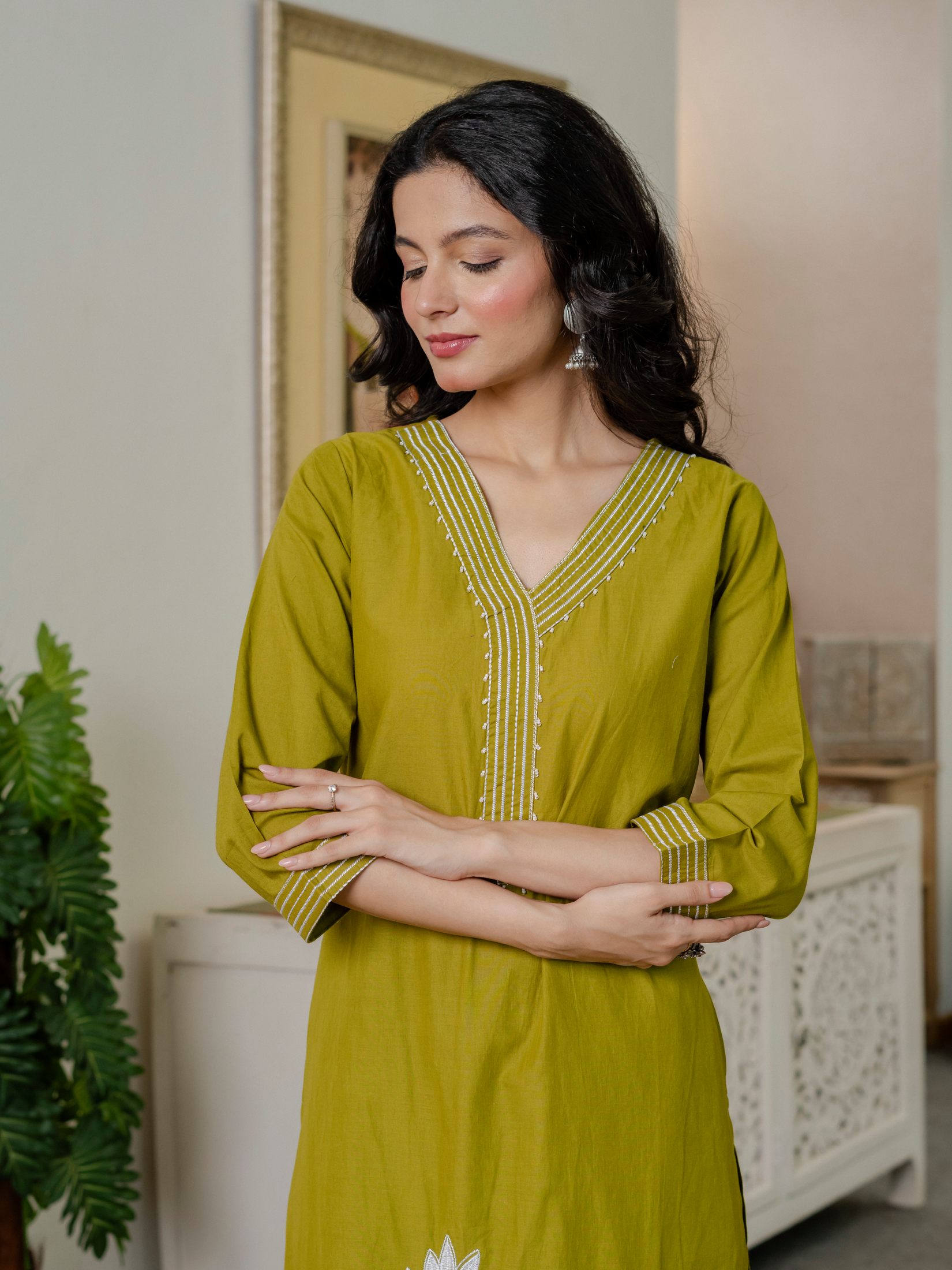 Women lime green  Embroidered Thread Work Pure Cotton Kurta with Trousers