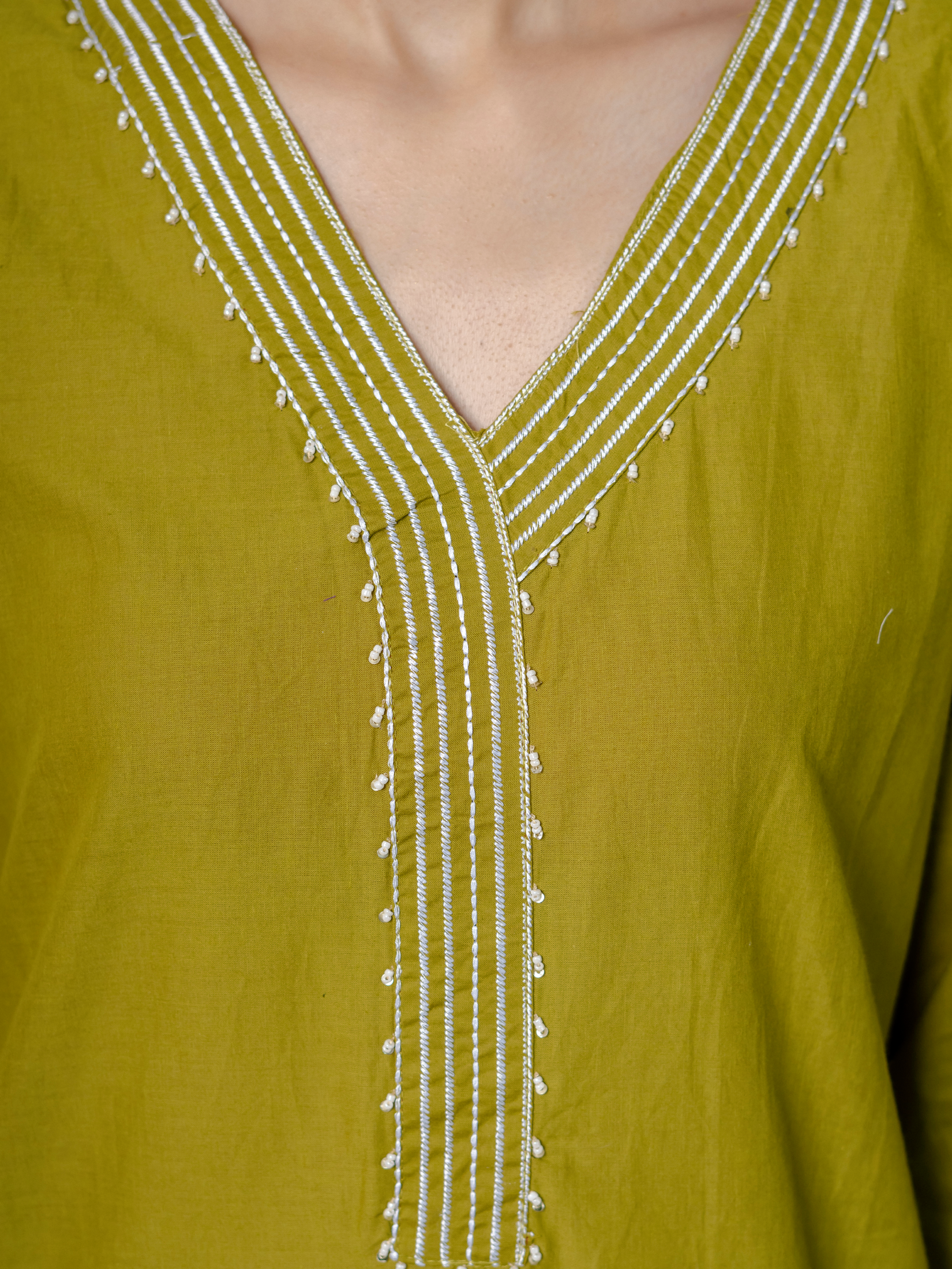 Women lime green  Embroidered Thread Work Pure Cotton Kurta with Trousers