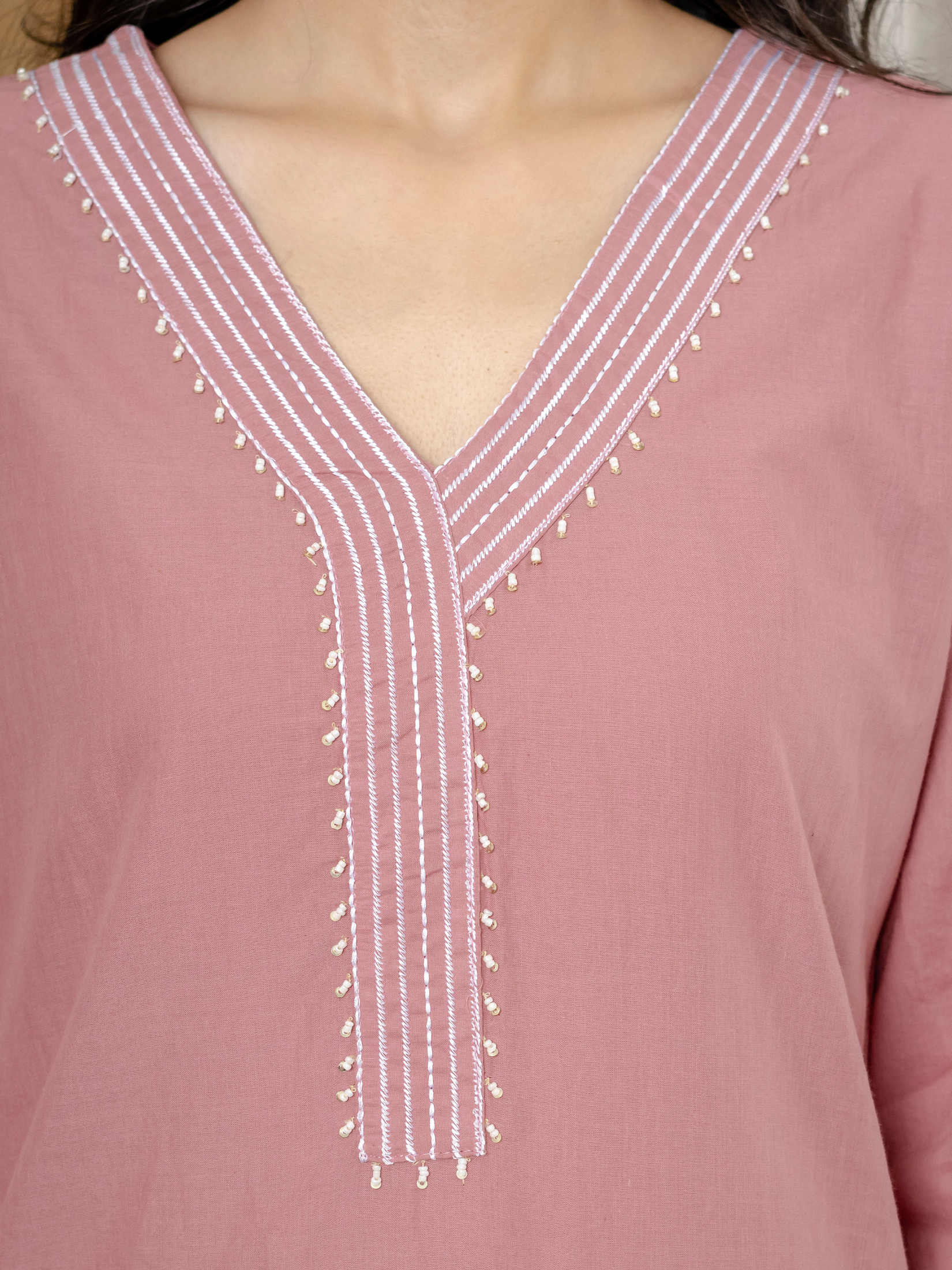 Women Onion Pink  Embroidered Thread Work Pure Cotton Kurta with Trousers